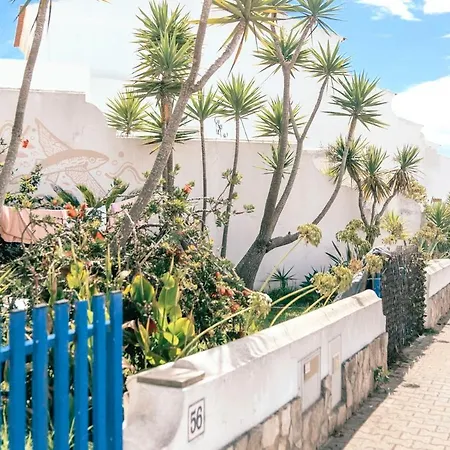 Guest house Ericeira Soulsurfers Guesthouse *